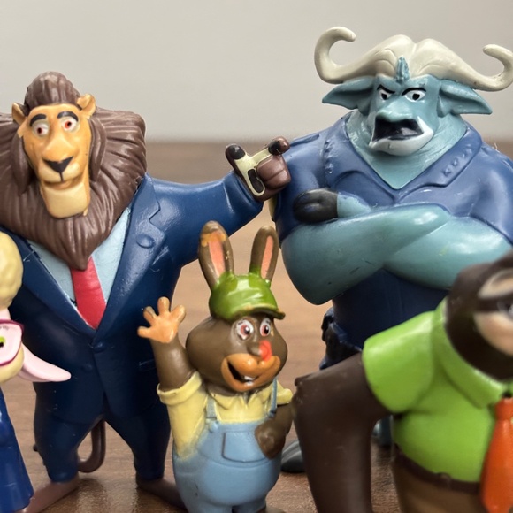 Disney ZOOTOPIA Animals Dolls Toy PVC Figures Cake Toppers SET 10 Fox Sloth Bear - Picture 14 of 16